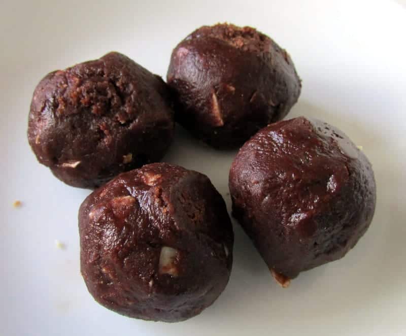 No Bake Fudgy Snack Bites via Treble in the Kitchen