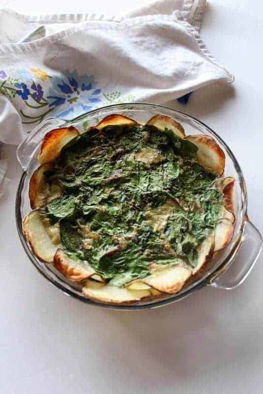 Spinach Quiche with Potato Crust - low FODMAP, gluten free, grain free, dairy free #BeholdPotatoes