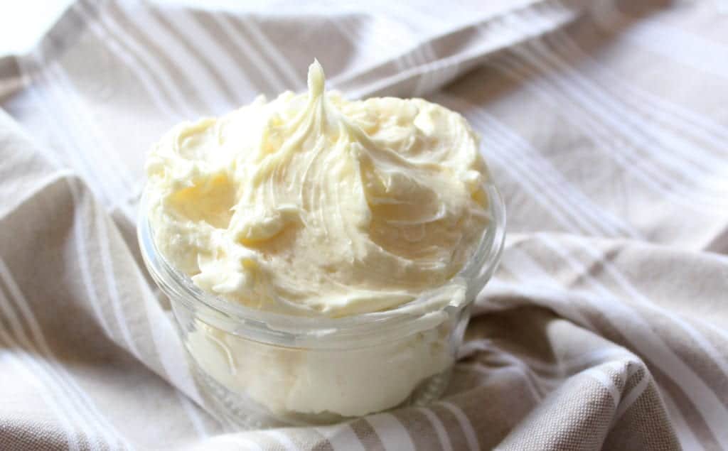 Homemade Whipped Lavender Body Butter