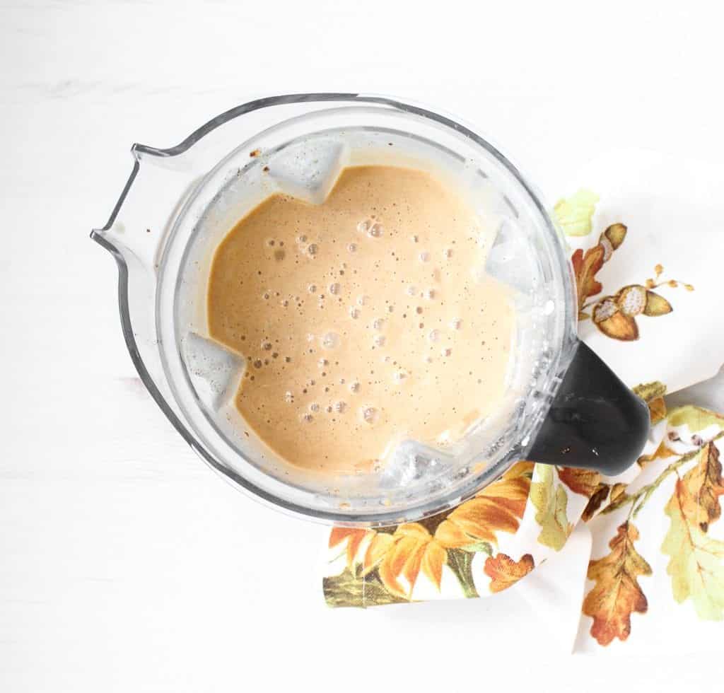 Pumpkin Spice Latte Smoothie - gluten free, low fodmap #glutenfree #lowfodmap #smoothie #psl