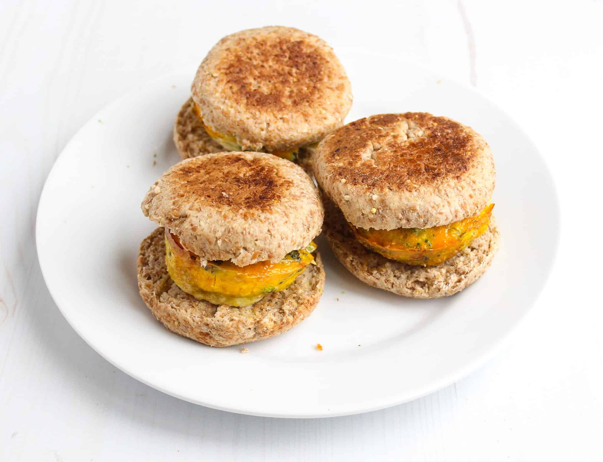 Healthy Homemade Freezer Breakfast Sandwich - #glutenfree #healthy #easy #makeahead #freezer