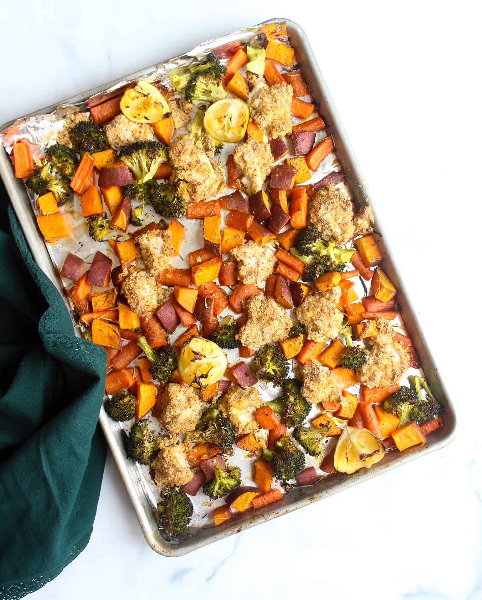 Sheet Pan Baked Almond Chicken Tenders and Roasted Vegetables #glutenfree #dairyfree #lowfodmap #healthydinner