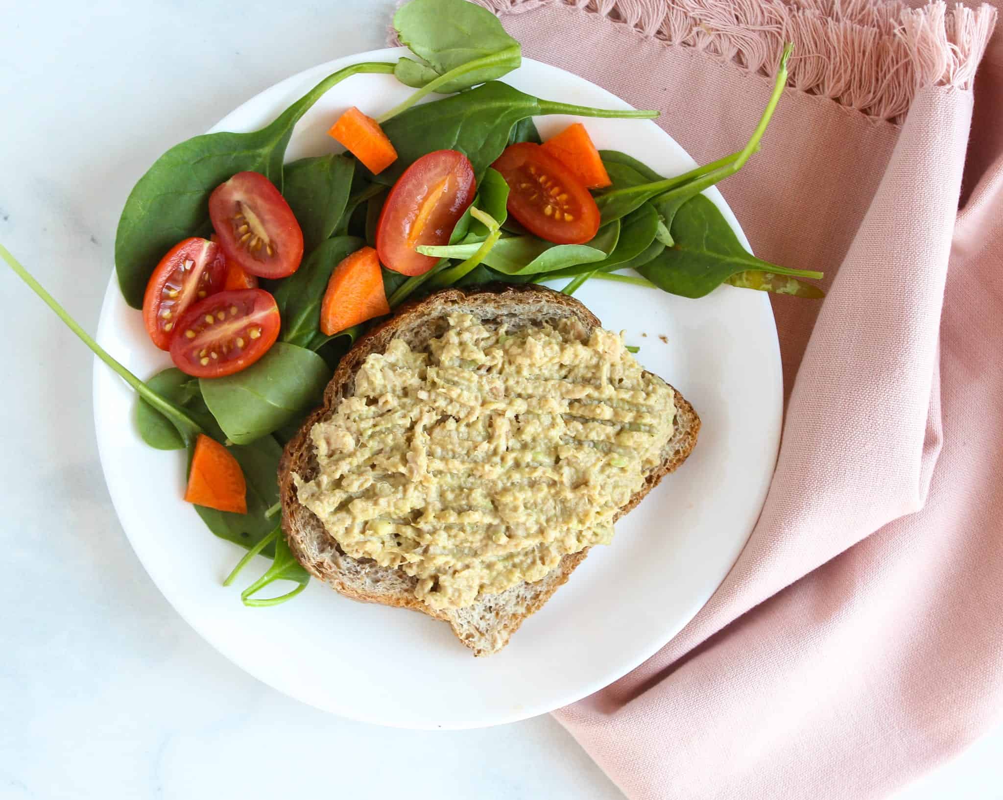 Healthy Tuna Salad Recipe (with Lemon and Avocado!) #glutenfree #dairyfree #lowfodmap