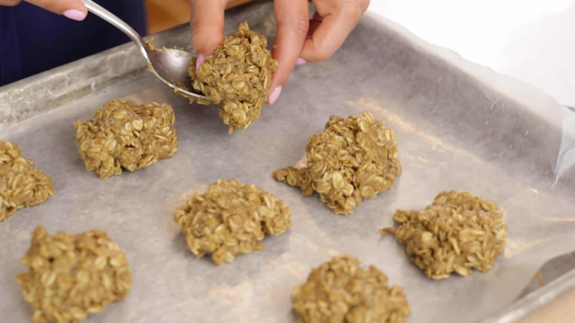 No Bake Sunflower Seed Butter Cookies - The 14 Day Elimination Diet #dairyfree #glutenfree #allergyfree #dessert #cookies