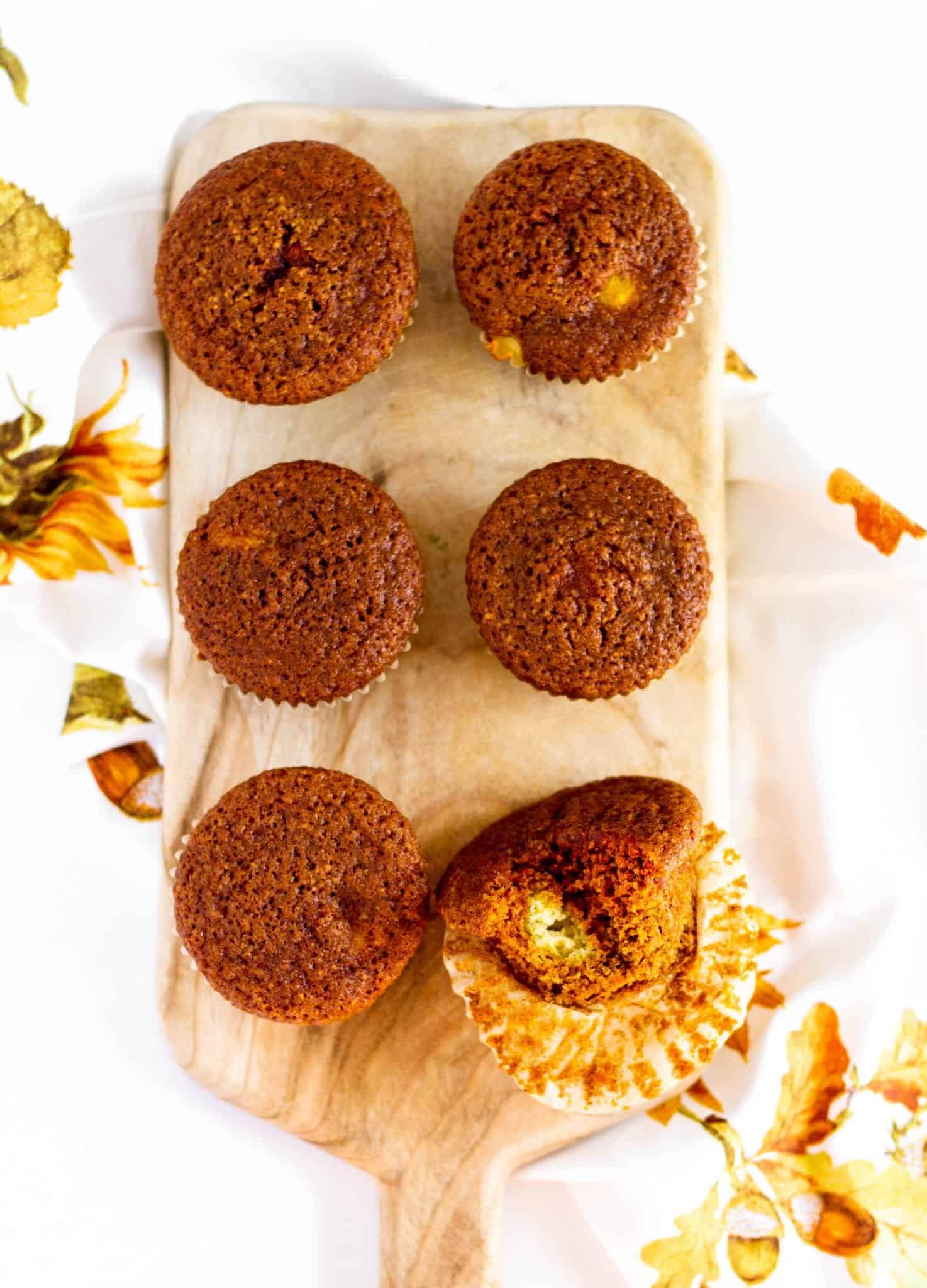 Pumpkin Spice Muffins with Cream Cheese #lowfodmaprecipes #glutenfreerecipes #lactosefree