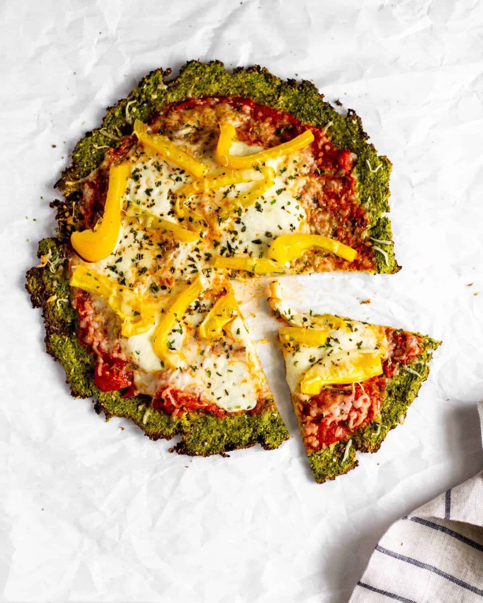 Broccoli Crust Pizza #tararochfordnutrition #lowfodmap #glutenfreedinner #healthypizza