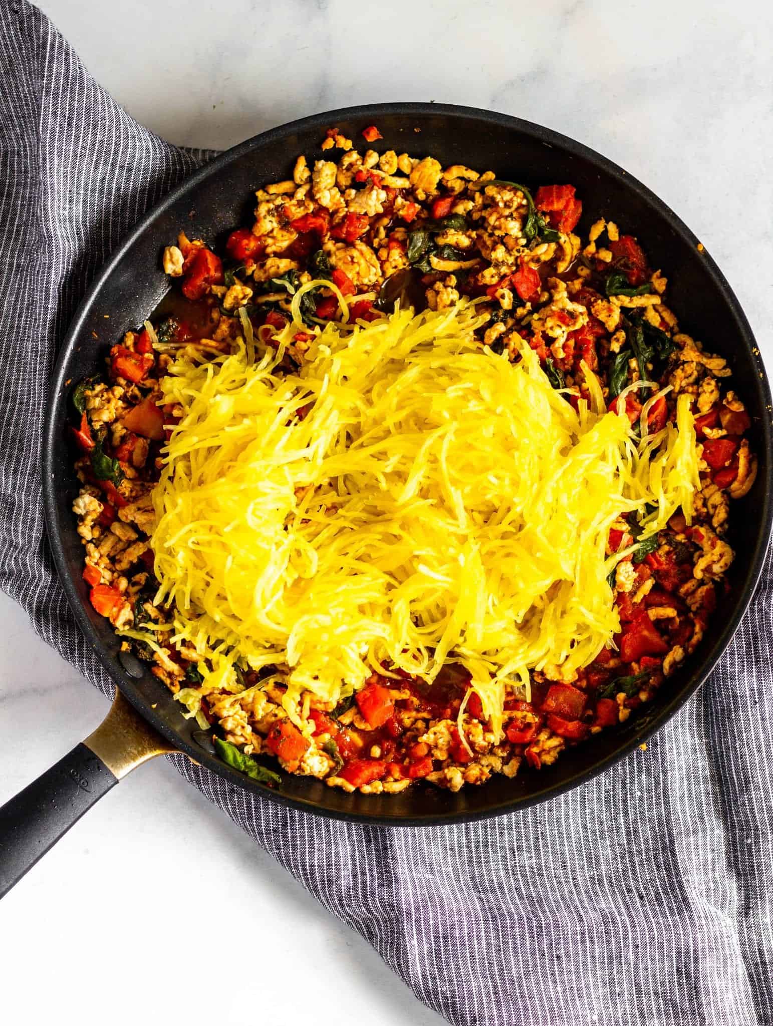 Spaghetti Squash Lasagna #lowfodmap #tararochfordnutrition #glutenfreedinner 