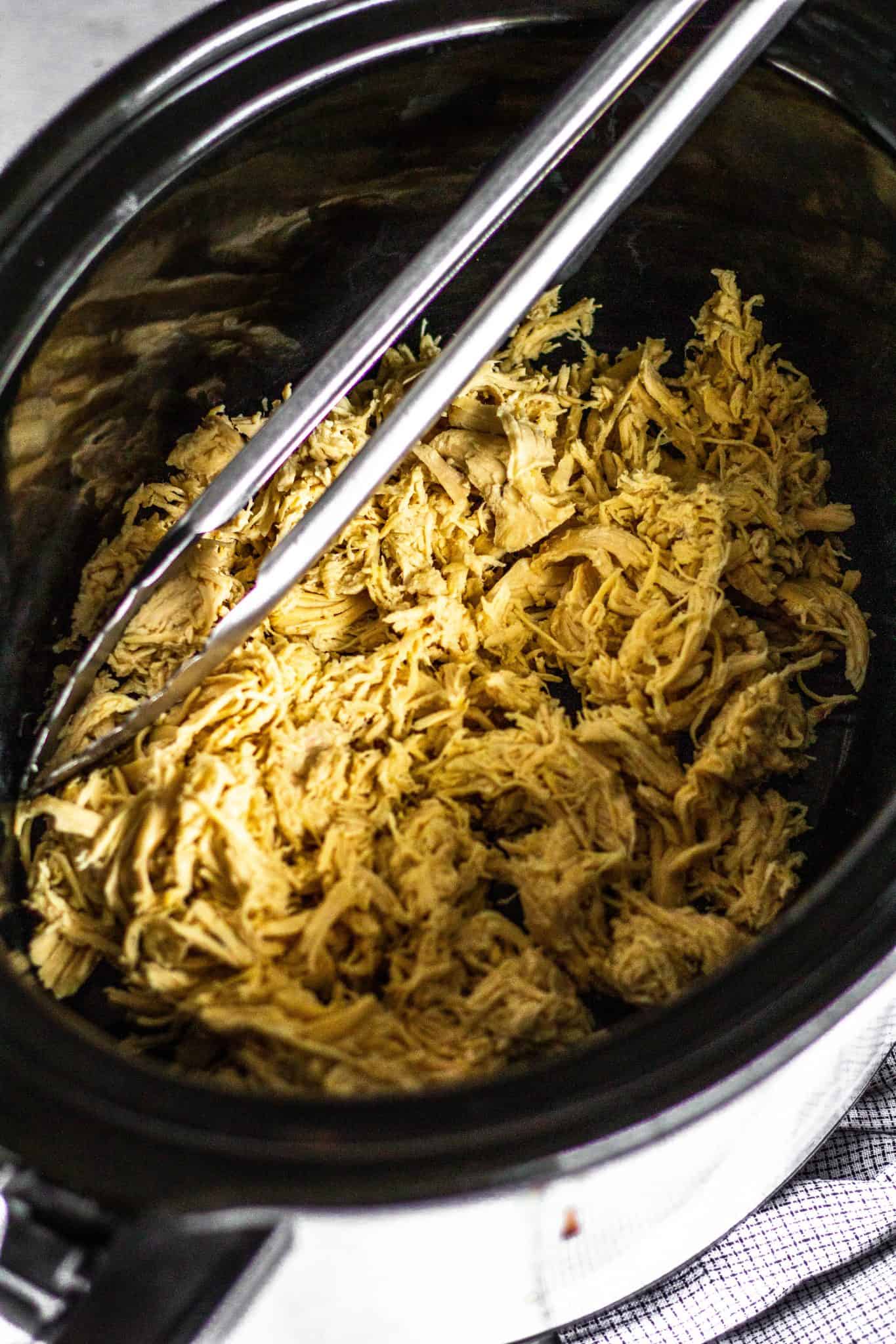 Slow Cooker Shredded Chicken #lowfodmap #healthyrecipes #tararochfordnutrition