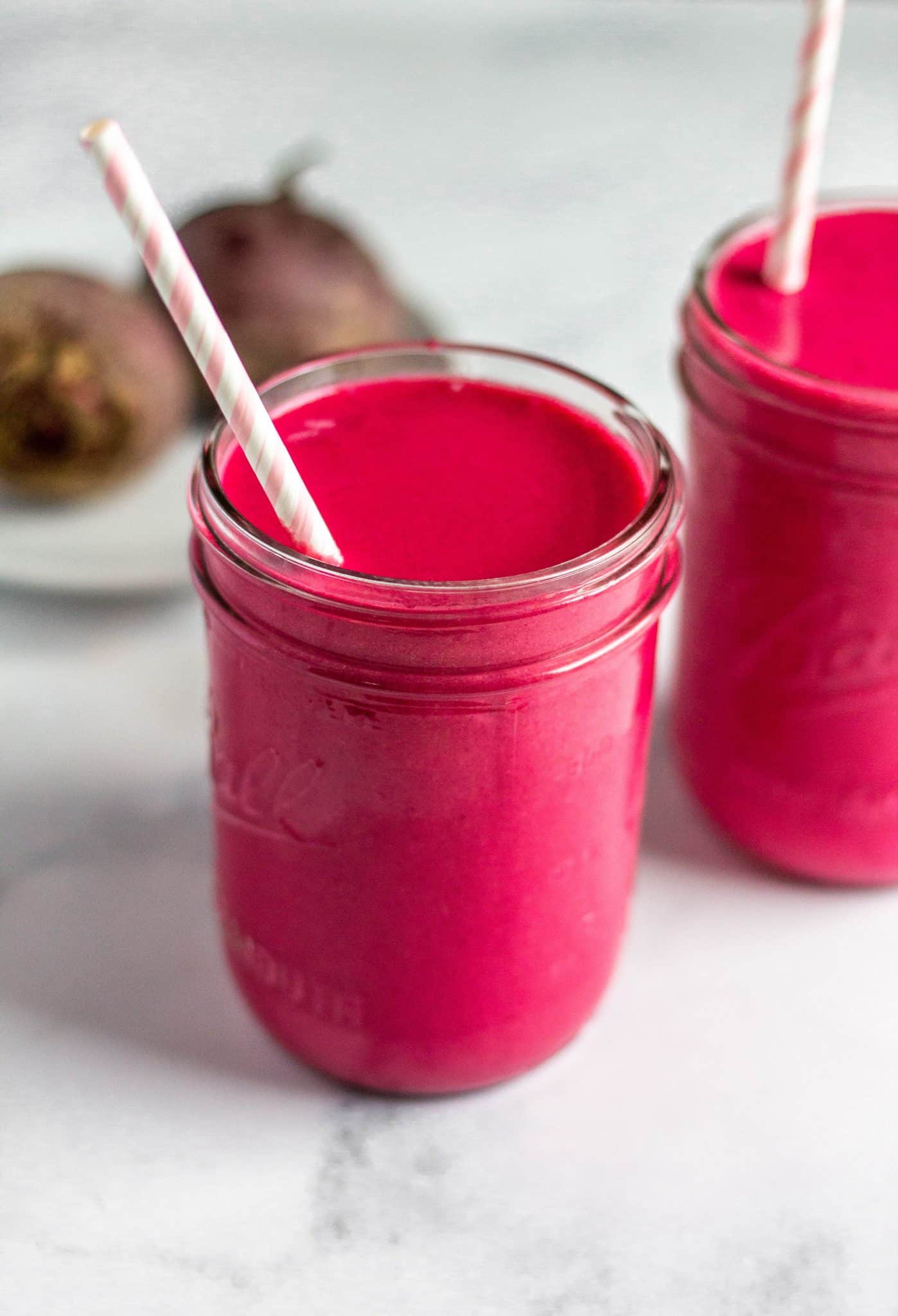 Healthy Heart Beet Berry Smoothie #healthyrecipes #tararochfordnutrition