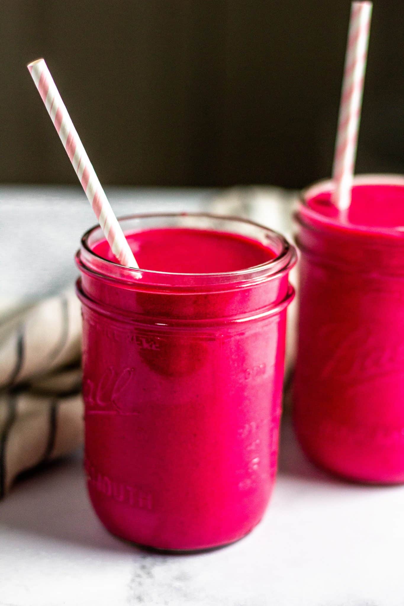 Healthy Heart Beet Berry Smoothie #healthyrecipes #tararochfordnutrition