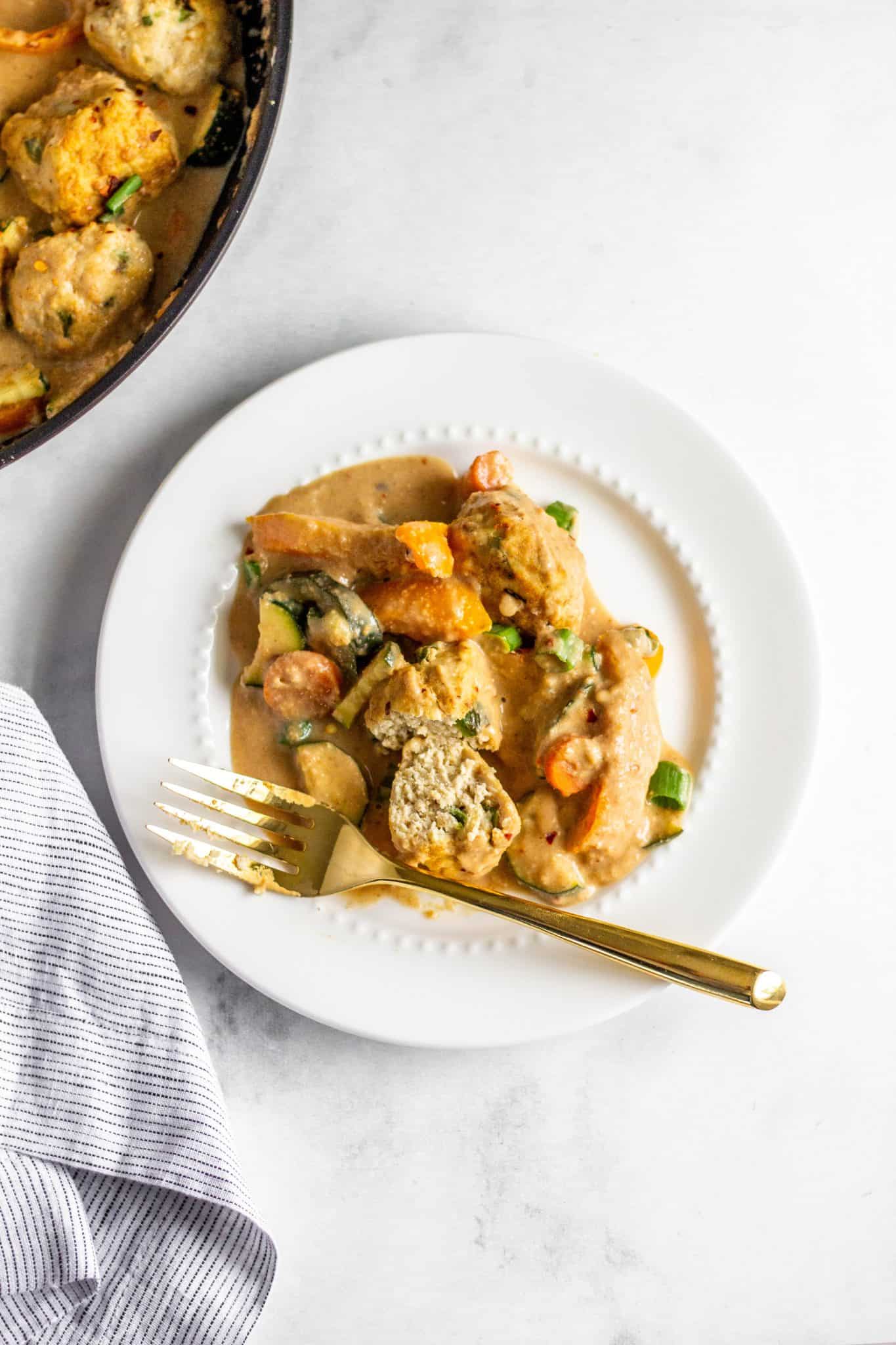 Thai Peanut Meatballs #lowfodmap #healthydinner #tararochfordnutrition