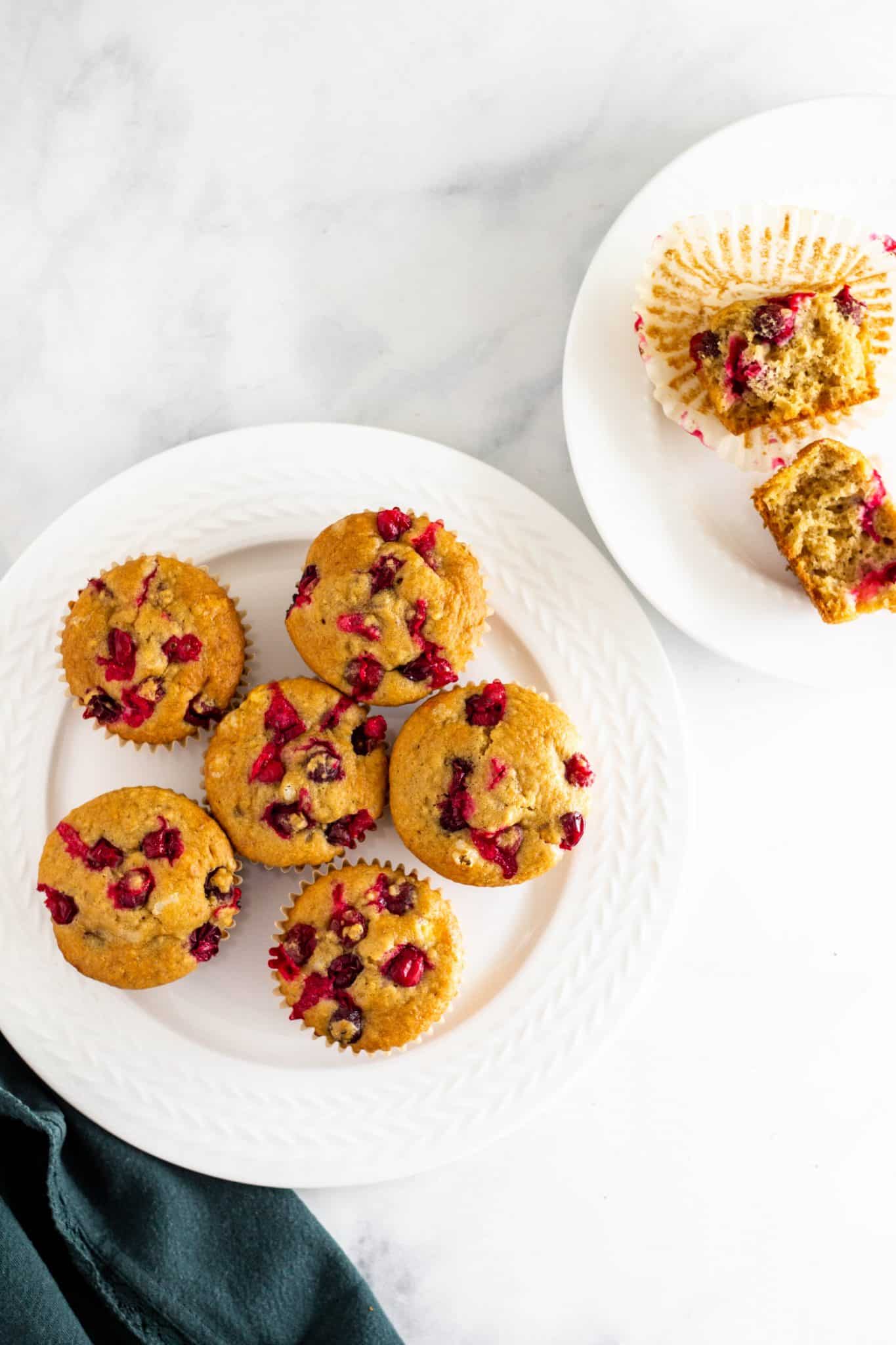 Low FODMAP Cranberry Orange Muffins - Tara Rochford Nutrition #lowfodmapmuffins #lowfodmapbaking