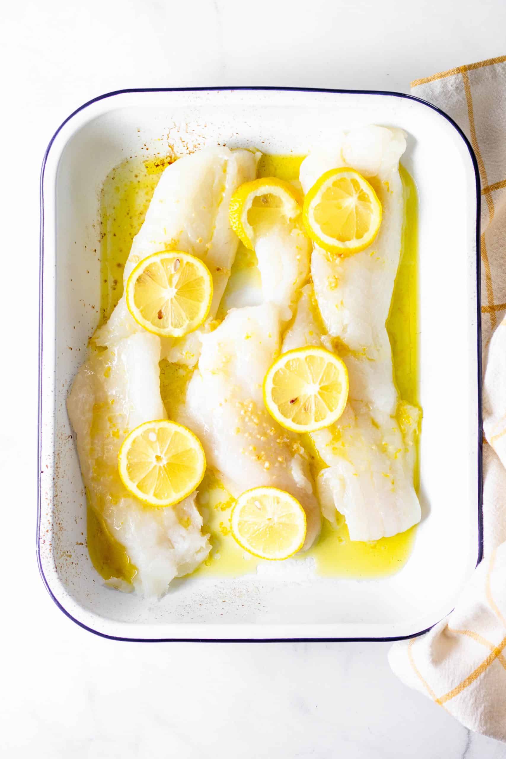 Baked Lemon White Fish #seafoodrecipe #healthydinner #tararochfordnutrition