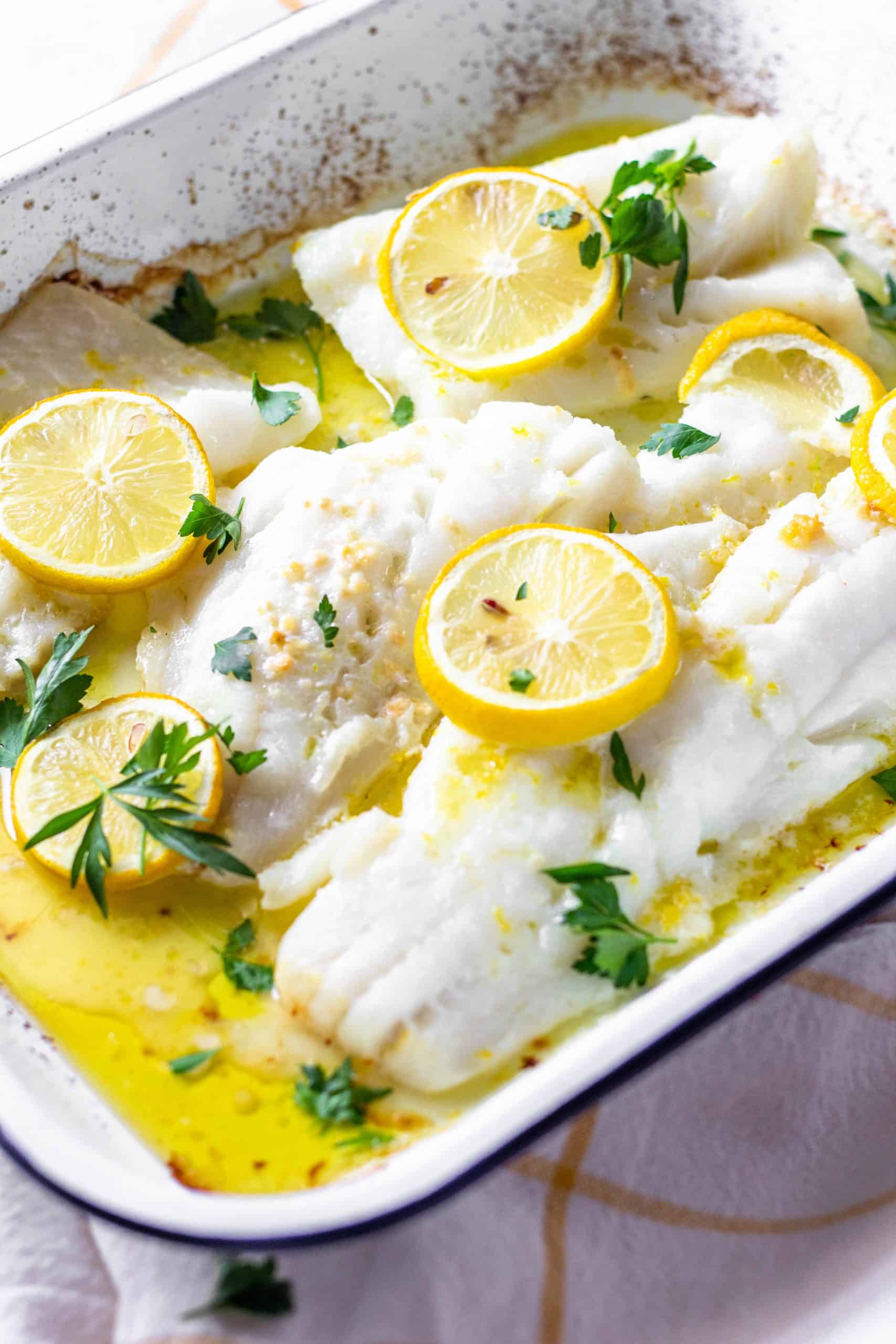 Baked Lemon White Fish #seafoodrecipe #healthydinner #tararochfordnutrition