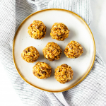 Oatmeal Coconut Chocolate Energy Bites #energybites #lowfodmap #tararochfordnutrition