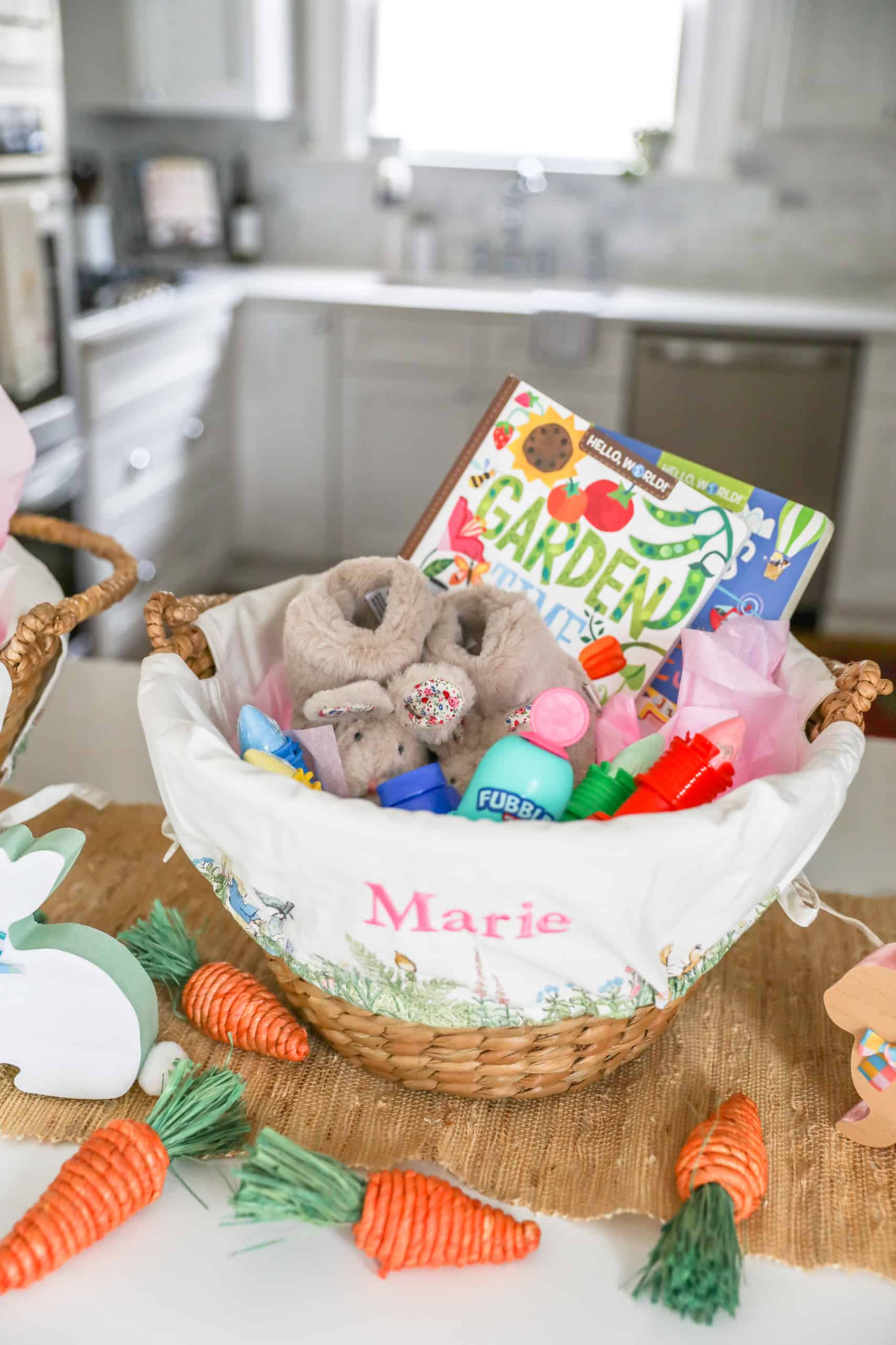 Candy Free Easter Baskets #easterbasket #motherhood #tararochfordnutrition