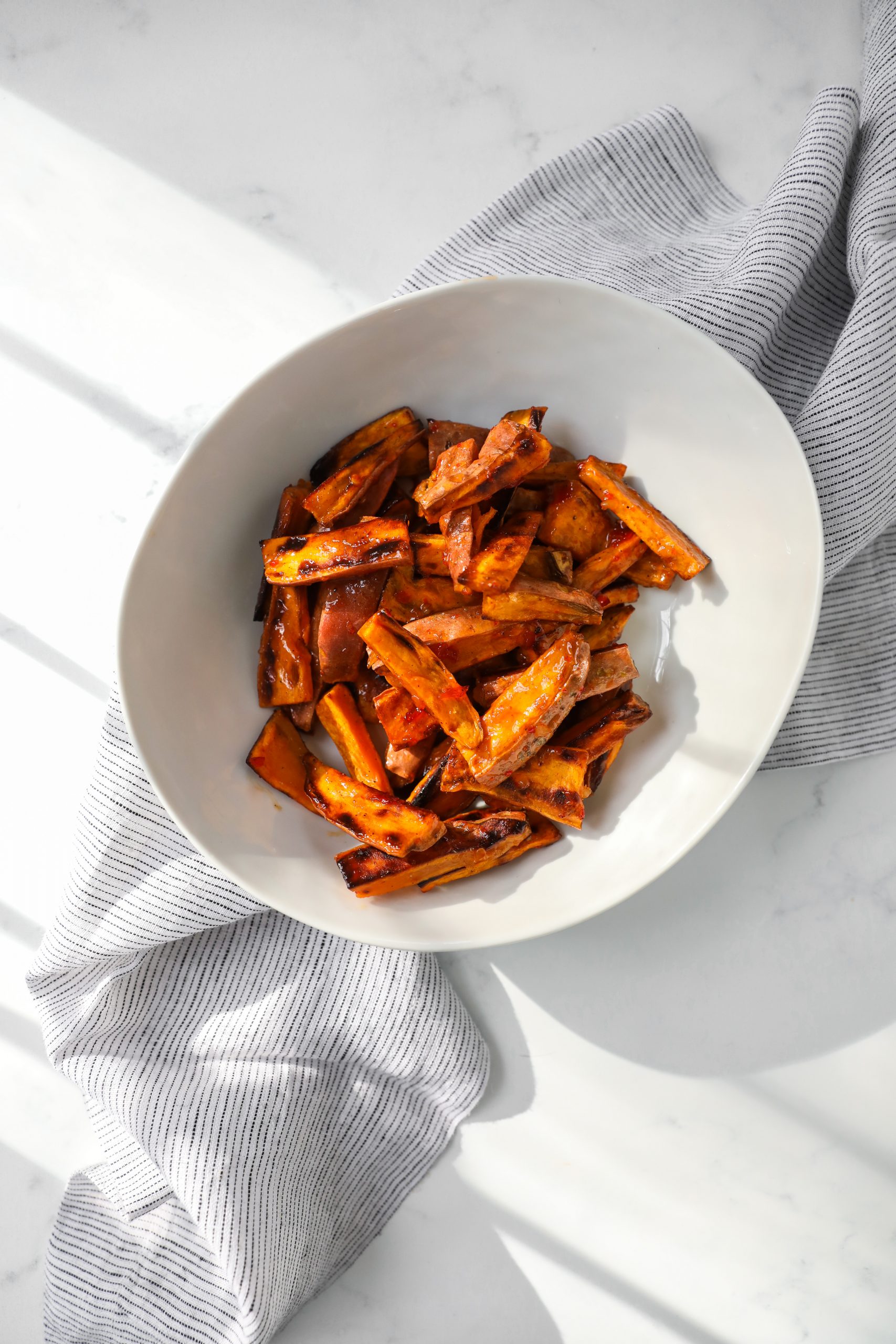 Sweet Potatoes with Thai Sweet Chili Sauce #healthyside #sidedish #tararochfordnutrition